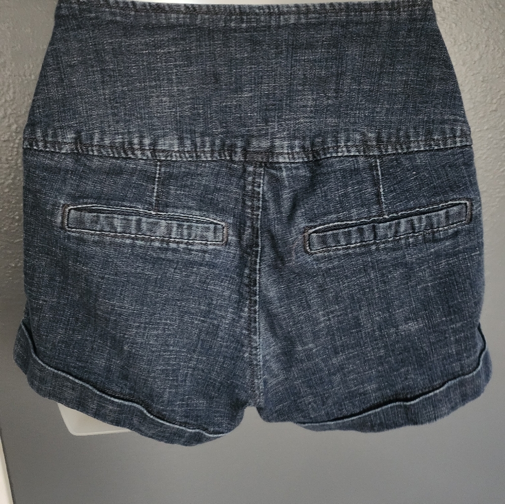 Jean shorts - Picture 2 of 3